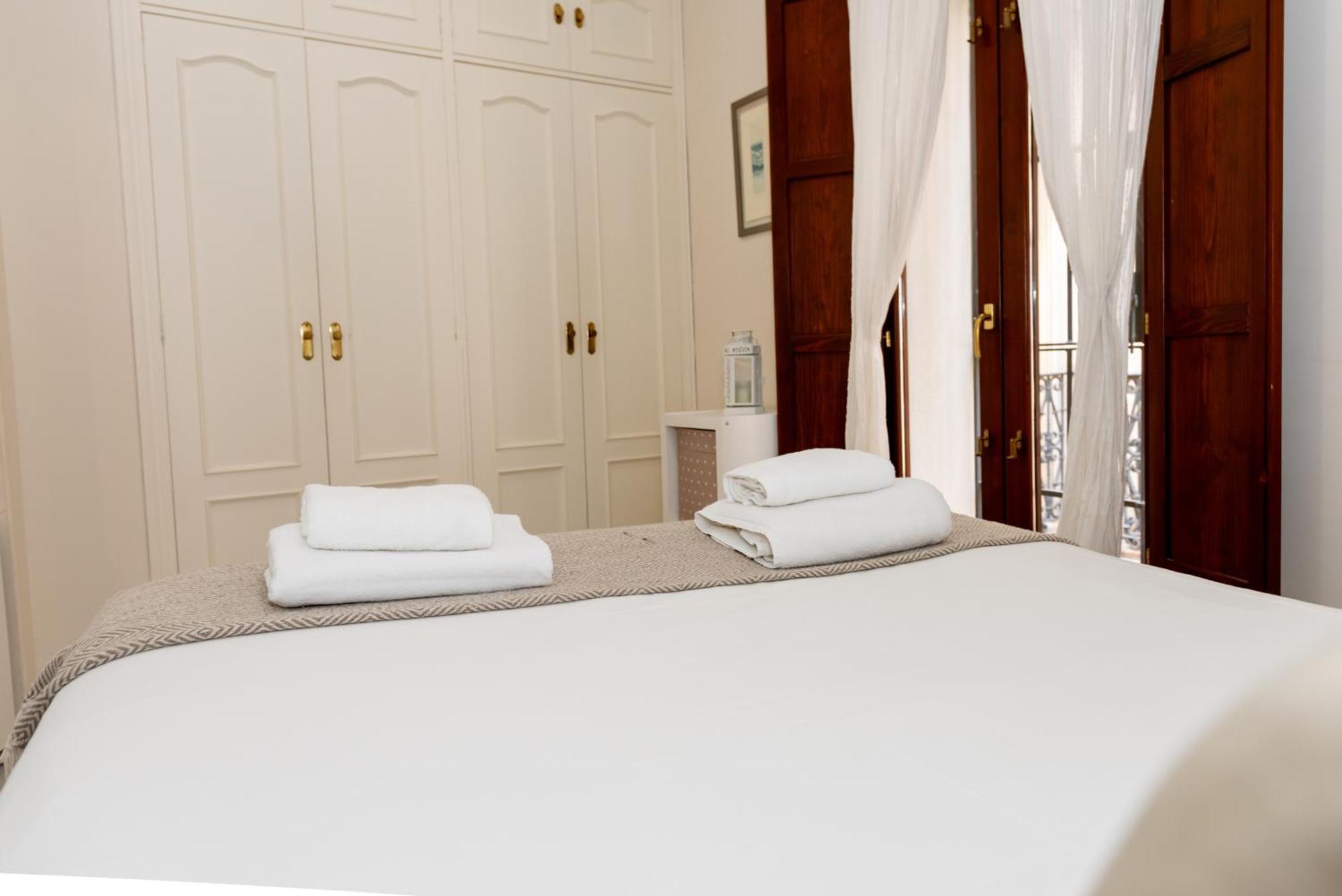 Charming & Quiet In Plaza Del Salvador Appartement Sevilla